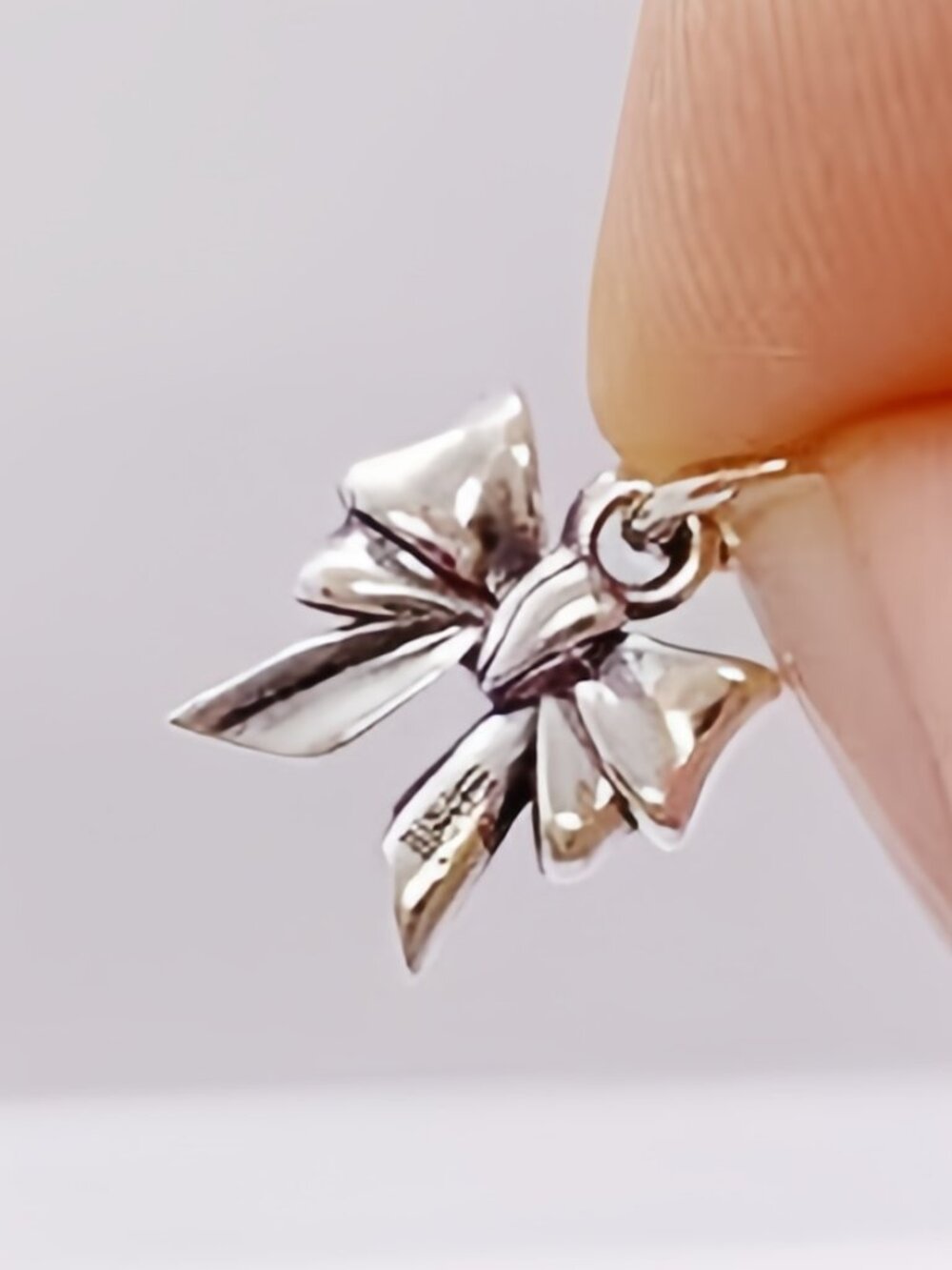 James Avery Tiny Bow Charm - Picture 2 of 2